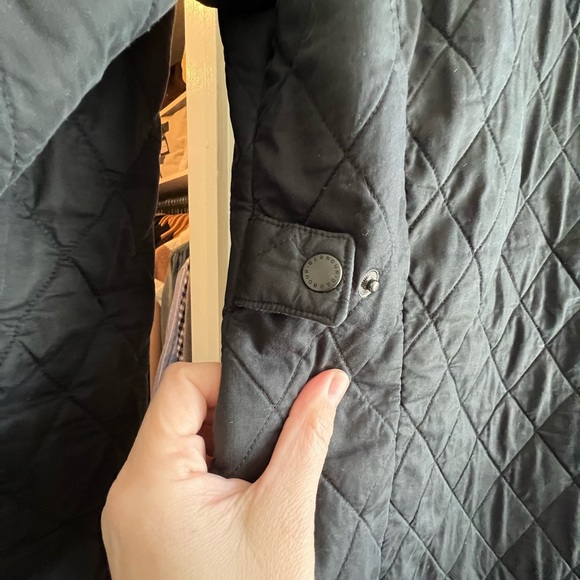 Barbour Duracott Polarquilt Jacket. Great jacket but too tight for me. - Picture 8 of 11